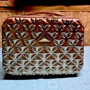 Brand new never used Triforce Large make up case comes with long strap as well